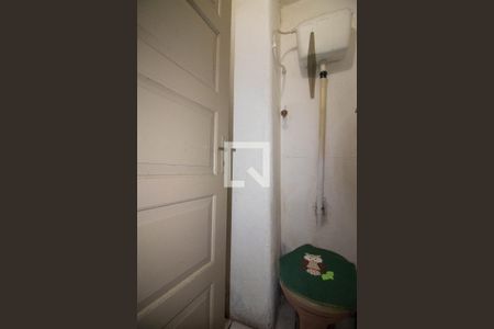 Apartamento à venda com 65m², 2 quartos e 2 vagasBanheiro Da Garagem
