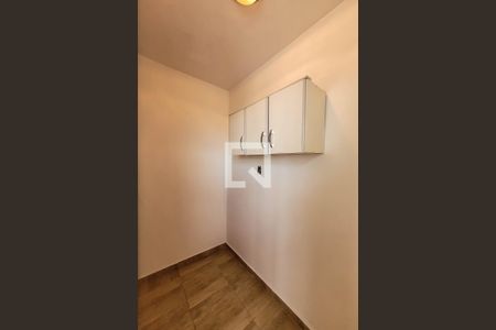 Apartamento para alugar com 72m², 2 quartos e 1 vaga Apartamento para alugar com 72m², 2 quartos e 1 vagaQuarto de serviço