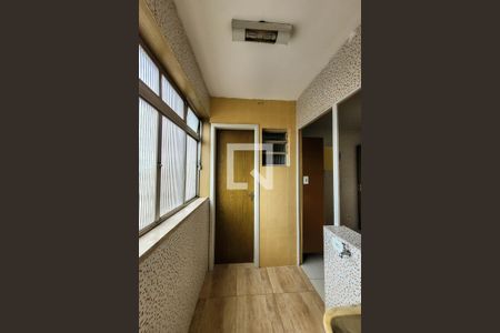 Apartamento para alugar com 72m², 2 quartos e 1 vaga Apartamento para alugar com 72m², 2 quartos e 1 vagaÁrea de Serviço