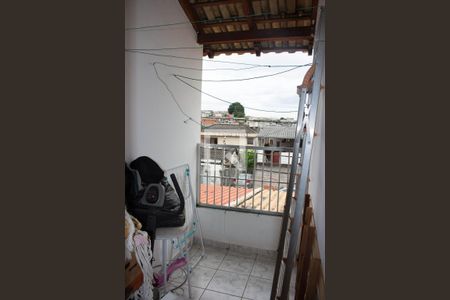 Casa à venda com 100m², 3 quartos e 2 vagas Casa à venda com 100m², 3 quartos e 2 vagasVaranda Do Quarto 2