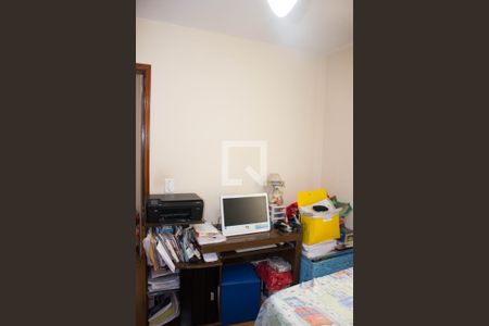 Casa à venda com 100m², 3 quartos e 2 vagas Casa à venda com 100m², 3 quartos e 2 vagasQuarto 1