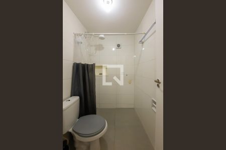 Banheiro de kitnet/studio para alugar com 1 quarto, 40m² em Vila Santa Luzia, São Bernardo do Campo