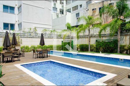 Apartamento para alugar com 68m², 2 quartos e 1 vagaÁrea comum - Piscina