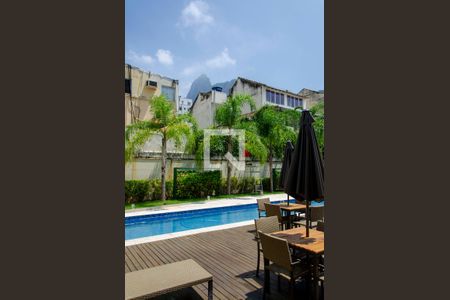 Apartamento para alugar com 68m², 2 quartos e 1 vagaÁrea comum - Piscina