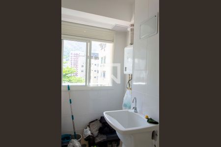 Apartamento para alugar com 68m², 2 quartos e 1 vagaÁrea de Serviço