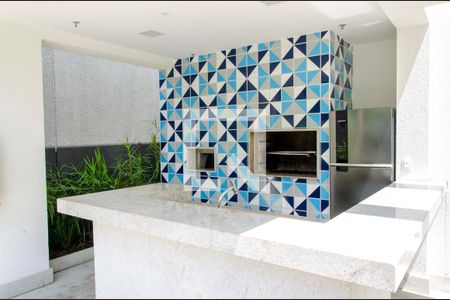 Apartamento para alugar com 68m², 2 quartos e 1 vagaÁrea comum - Churrasqueira