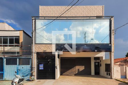 Fachada e Placa de apartamento para alugar com 1 quarto, 35m² em Vila Santa Luzia, São Bernardo do Campo