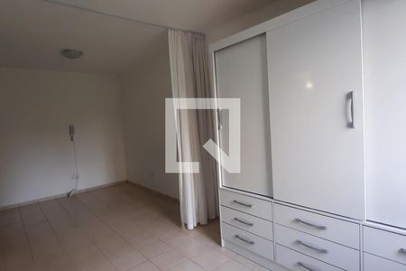 Sala/Quarto de kitnet/studio para alugar com 1 quarto, 40m² em Centro, Campinas