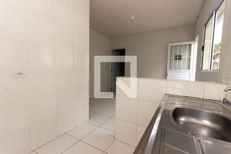 Cozinha de casa para alugar com 1 quarto, 33m² em Parque Maria Helena, Suzano