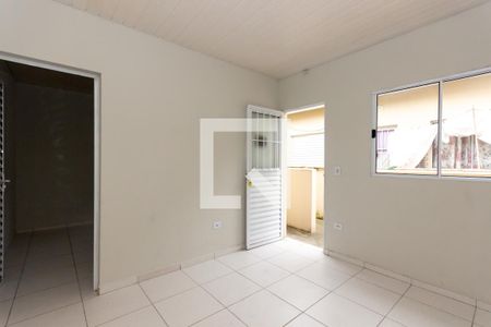 Sala de casa para alugar com 1 quarto, 33m² em Parque Maria Helena, Suzano