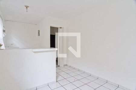 Sala de kitnet/studio para alugar com 1 quarto, 25m² em Vila Bandeirantes, São Paulo