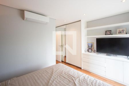 Suíte 1 de apartamento para alugar com 2 quartos, 100m² em Jardim das Acácias, São Paulo