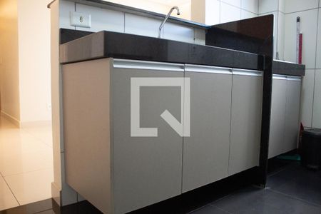Apartamento para alugar com 48m², 2 quartos e 1 vaga Apartamento para alugar com 48m², 2 quartos e 1 vagaCozinha - Armários