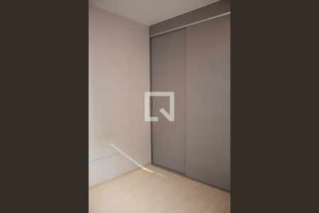 Quarto 1 de apartamento para alugar com 2 quartos, 48m² em Castelo, Belo Horizonte