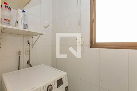 Apartamento para alugar com 65m², 3 quartos e 1 vagaÁrea de Serviço