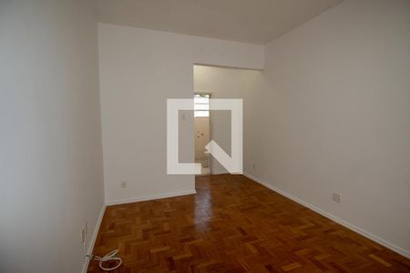 Sala/Quarto de kitnet/studio à venda com 1 quarto, 30m² em Laranjeiras, Rio de Janeiro