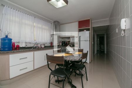 Casa à venda com 275m², 3 quartos e 4 vagasCozinha