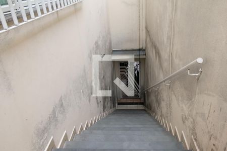 Casa à venda com 275m², 3 quartos e 4 vagasEscadas Garagem