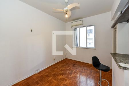 Apartamento para alugar com 44m², 1 quarto e sem vagaSala