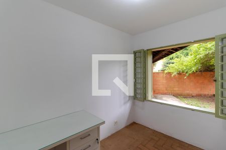 Casa à venda com 237m², 3 quartos e 3 vagas Casa à venda com 237m², 3 quartos e 3 vagasQuarto 01