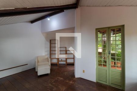 Casa à venda com 237m², 3 quartos e 3 vagas Casa à venda com 237m², 3 quartos e 3 vagasMezanino