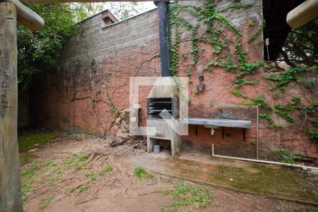 Casa à venda com 237m², 3 quartos e 3 vagas Casa à venda com 237m², 3 quartos e 3 vagasChurrasqueira