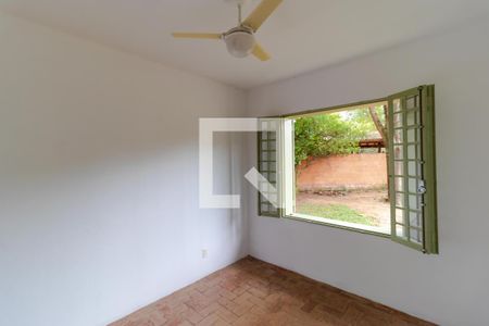 Casa à venda com 237m², 3 quartos e 3 vagas Casa à venda com 237m², 3 quartos e 3 vagasSuíte