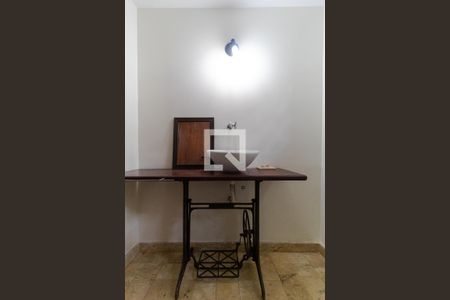 Casa à venda com 237m², 3 quartos e 3 vagas Casa à venda com 237m², 3 quartos e 3 vagasBanheiro 01