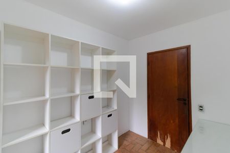 Casa à venda com 237m², 3 quartos e 3 vagas Casa à venda com 237m², 3 quartos e 3 vagasQuarto 01