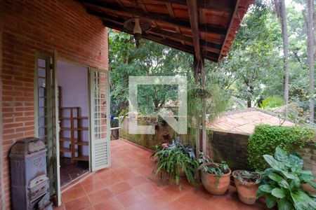 Casa à venda com 237m², 3 quartos e 3 vagas Casa à venda com 237m², 3 quartos e 3 vagasSacada do Mezanino