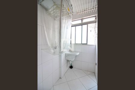 Apartamento para alugar com 70m², 3 quartos e 1 vagaÁrea de Serviço