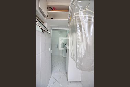 Apartamento para alugar com 70m², 3 quartos e 1 vagaÁrea de Serviço