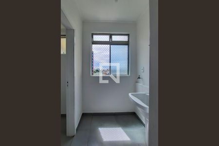 Apartamento para alugar com 66m², 2 quartos e 1 vagaÁrea de Serviço