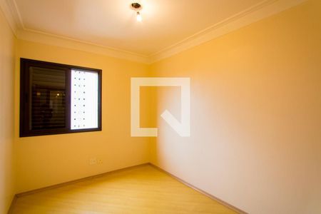Apartamento à venda com 76m², 3 quartos e 2 vagasQuarto 3
