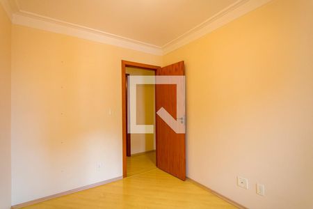 Apartamento à venda com 76m², 3 quartos e 2 vagasQuarto 3