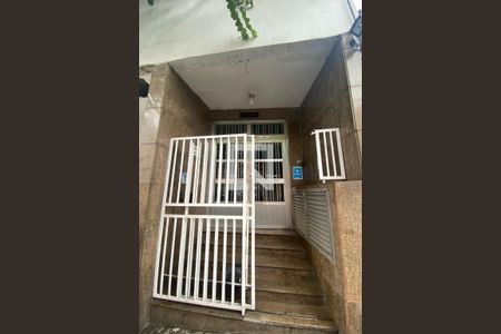 Apartamento para alugar com 75m², 2 quartos e 1 vaga Apartamento para alugar com 75m², 2 quartos e 1 vagaEntrada