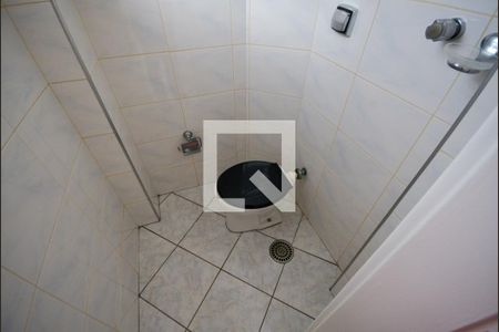 Apartamento para alugar com 75m², 2 quartos e 1 vaga Apartamento para alugar com 75m², 2 quartos e 1 vagaBanheiro de Serviço
