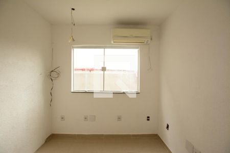 Quarto 1 de apartamento para alugar com 2 quartos, 60m² em Jardim Sulacap, Rio de Janeiro
