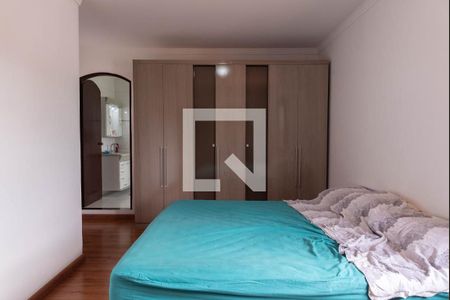 Casa à venda com 421m², 4 quartos e 5 vagas Casa à venda com 421m², 4 quartos e 5 vagasSuíte