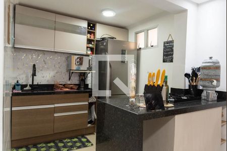 Casa à venda com 421m², 4 quartos e 5 vagas Casa à venda com 421m², 4 quartos e 5 vagasCozinha 2