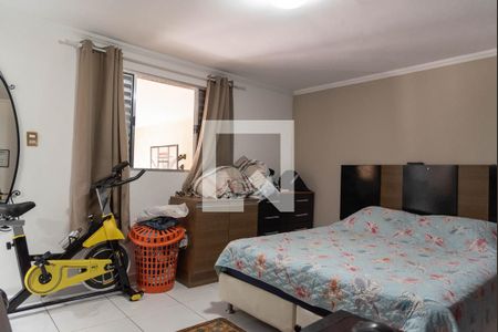 Casa à venda com 421m², 4 quartos e 5 vagas Casa à venda com 421m², 4 quartos e 5 vagasQuarto 3