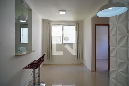 Sala de apartamento à venda com 2 quartos, 42m² em Rubem Berta, Porto Alegre