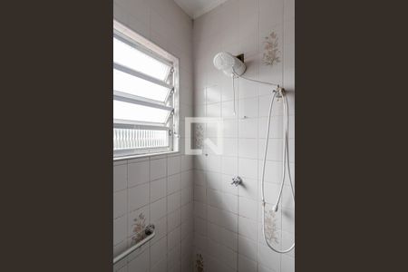 Casa à venda com 178m², 3 quartos e 2 vagas Casa à venda com 178m², 3 quartos e 2 vagasBanheiro Social