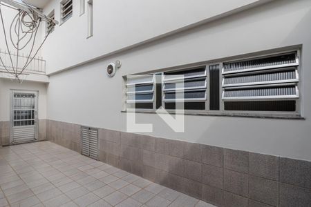 Casa à venda com 178m², 3 quartos e 2 vagas Casa à venda com 178m², 3 quartos e 2 vagasQuintal