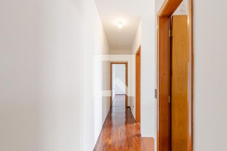 Corredor de casa à venda com 3 quartos, 178m² em Vila Nair, São Paulo