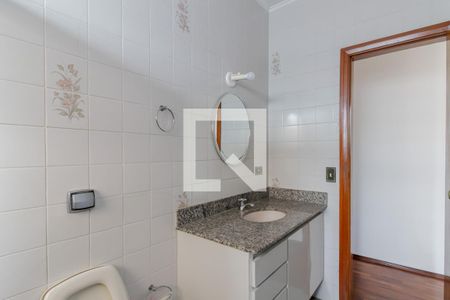 Casa à venda com 178m², 3 quartos e 2 vagas Casa à venda com 178m², 3 quartos e 2 vagasBanheiro Social