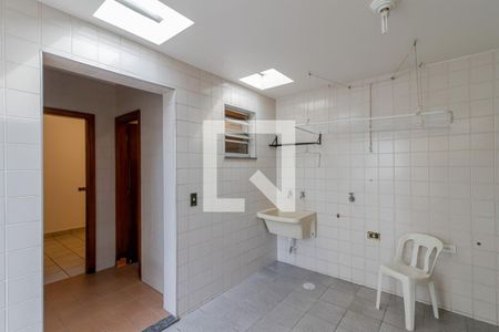 Casa à venda com 178m², 3 quartos e 2 vagas Casa à venda com 178m², 3 quartos e 2 vagasÁrea de Serviço