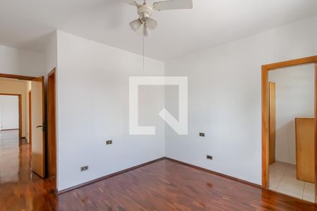 Casa à venda com 178m², 3 quartos e 2 vagas Casa à venda com 178m², 3 quartos e 2 vagasSuíte