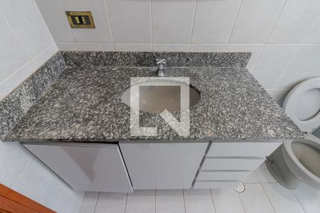 Casa à venda com 178m², 3 quartos e 2 vagas Casa à venda com 178m², 3 quartos e 2 vagasBanheiro da Suíte