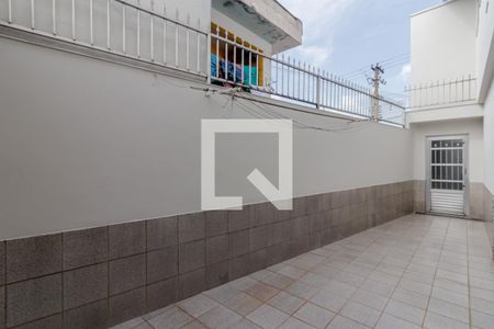 Casa à venda com 178m², 3 quartos e 2 vagas Casa à venda com 178m², 3 quartos e 2 vagasQuintal